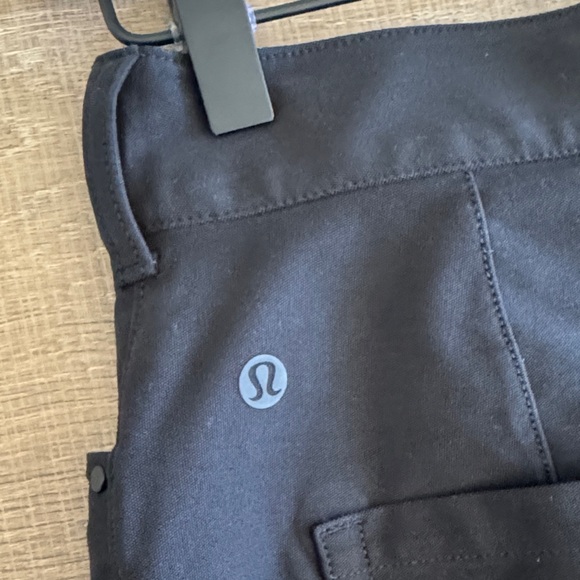 Lululemon City Sleek utilitech extra wide leg pants. Regular length - Picture 3 of 5